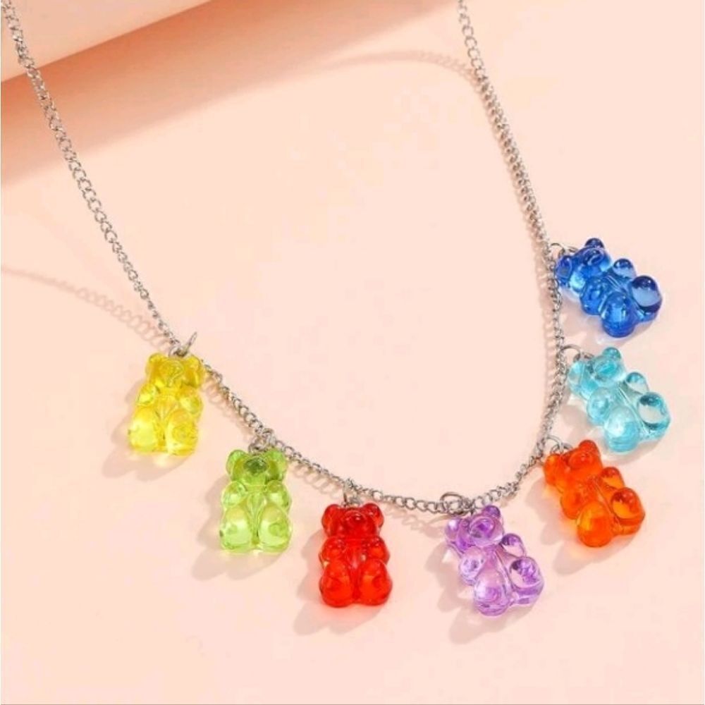 🧸Adorable Colorful Teddybear Necklace 🧸